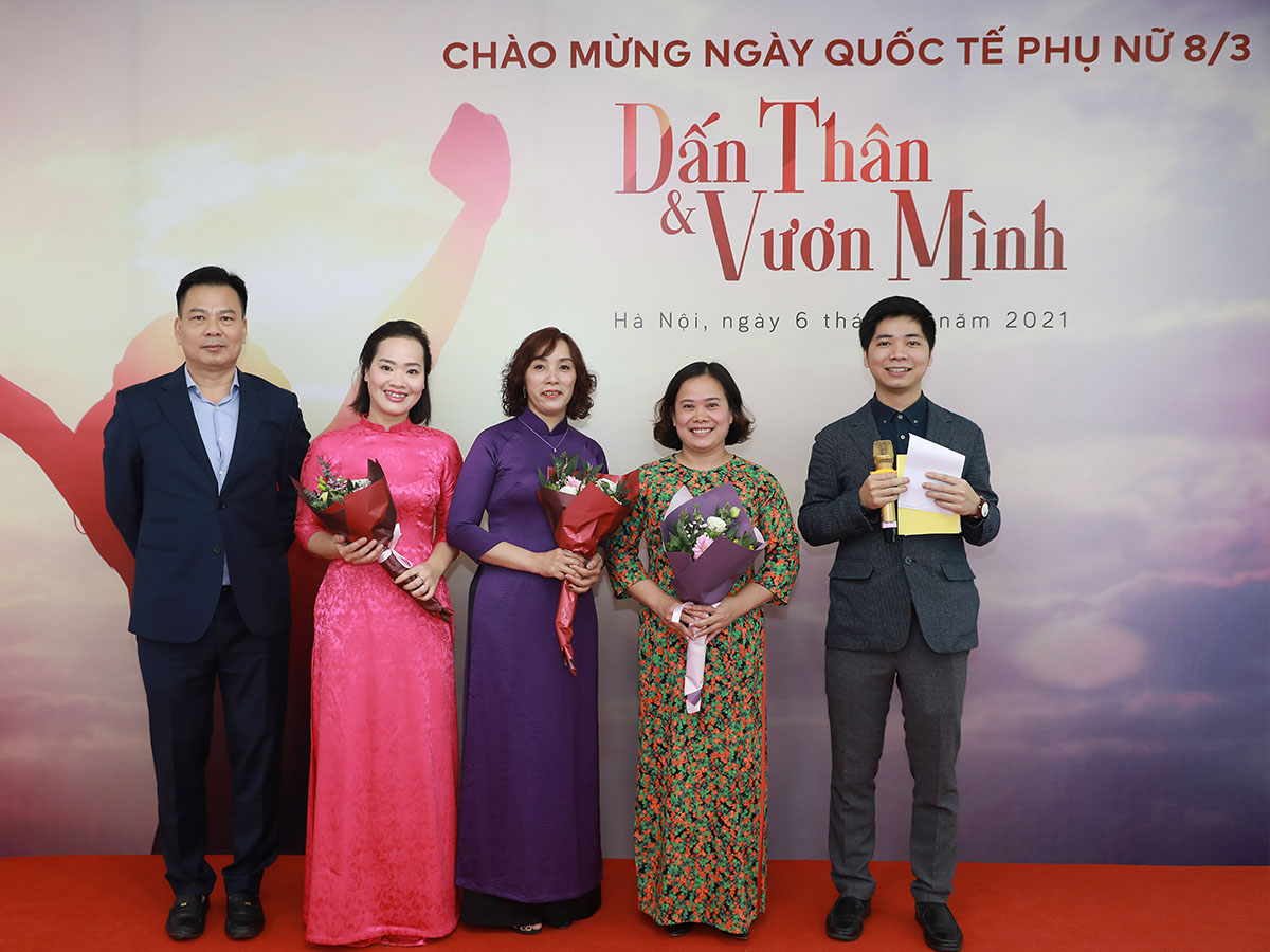 Read more about the article CHƯƠNG TRÌNH KỶ NIỆM NGÀY QUỐC TẾ PHỤ NỮ 8/3 ĐẦY Ý NGHĨA CỦA PHÁI ĐẸP ALPHANAM